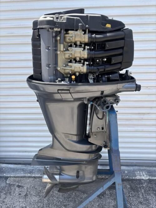 2010 Yamaha 225HP 4-Stroke Outboard Motor