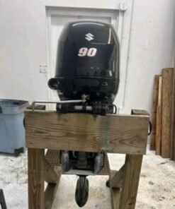 2015 Suzuki 90HP 4-Stroke Outboard Motor – Low Hours – 20” Shaft