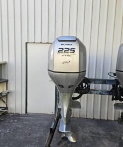 2017 Honda BF225 225HP 4-Stroke Outboard Motor