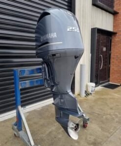 2017 Yamaha F250 250HP 4-Stroke EFI Outboard Motor