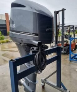 2017 Yamaha F250 250HP 4-Stroke EFI Outboard Motor