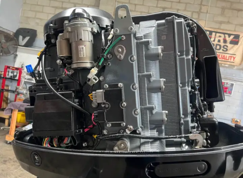2022 Suzuki DF200A 200HP 4-Stroke Outboard Motor