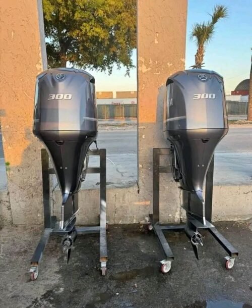 Twin Yamaha F300 300HP Outboards – 700 Hours – 30” Shaft