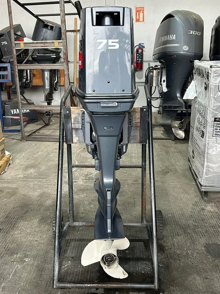Yamaha E75 75HP 2-Stroke Enduro Outboard Motor